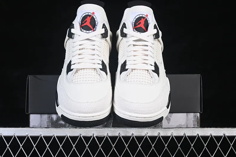 All categories Air Jordan Jordan series basketball shoes Air Jordan 4 OG version Air Jordan 4 Retro "Flight Club" AJ4 Joe 4 Flight Club IM4002-100